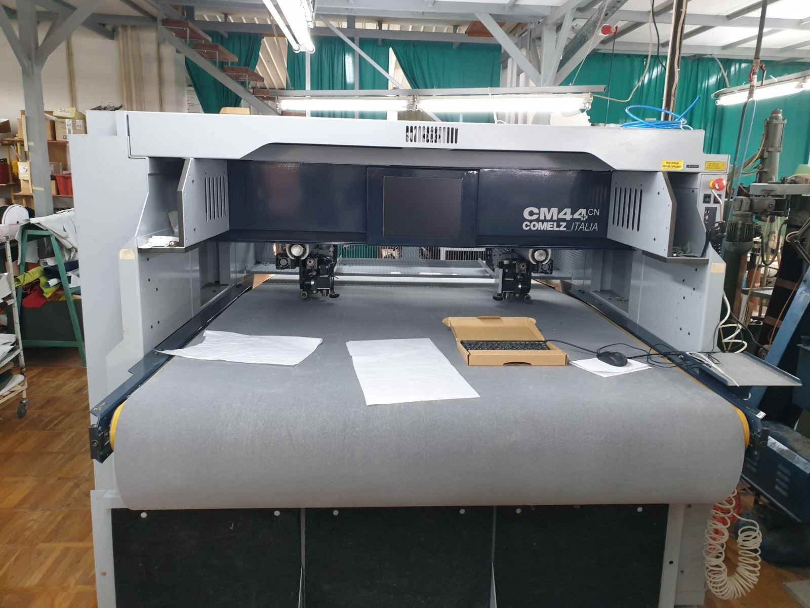 COMELZ - Machine de coupe